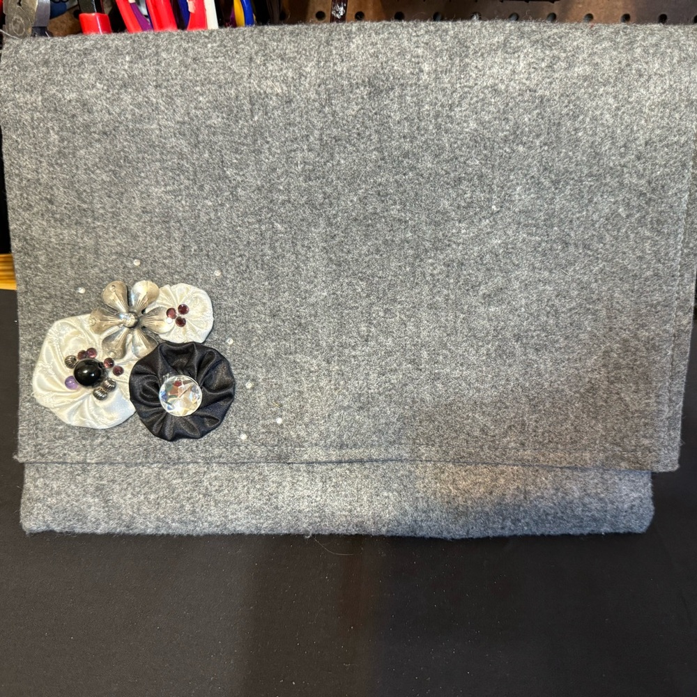 Clutch bag